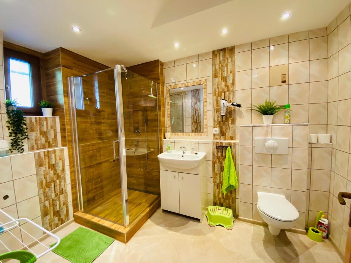 Apartman Pod Bozim Darem Яхимів Екстер'єр фото