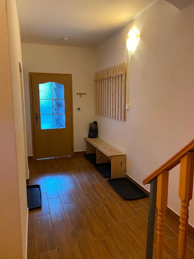 Apartman Pod Bozim Darem Яхимів Екстер'єр фото